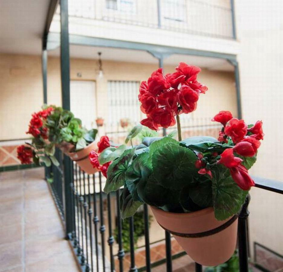 Hsh Suites Corrala Triana Sevilla Buitenkant foto